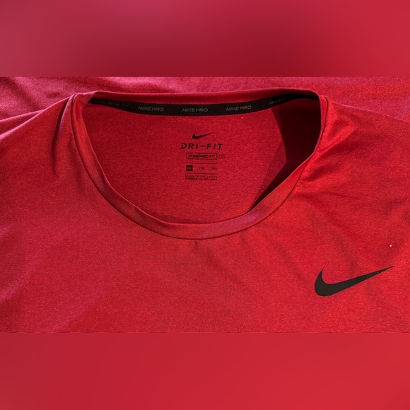 EUC Nike Pro Men's Hyper Dry Dri-Fit Shirt Training Red - Picture 4 of 7